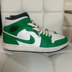 Nike Air Jordan 1 Mid Lucky Green Good Cond Used Men Size 10 Without Orig Box